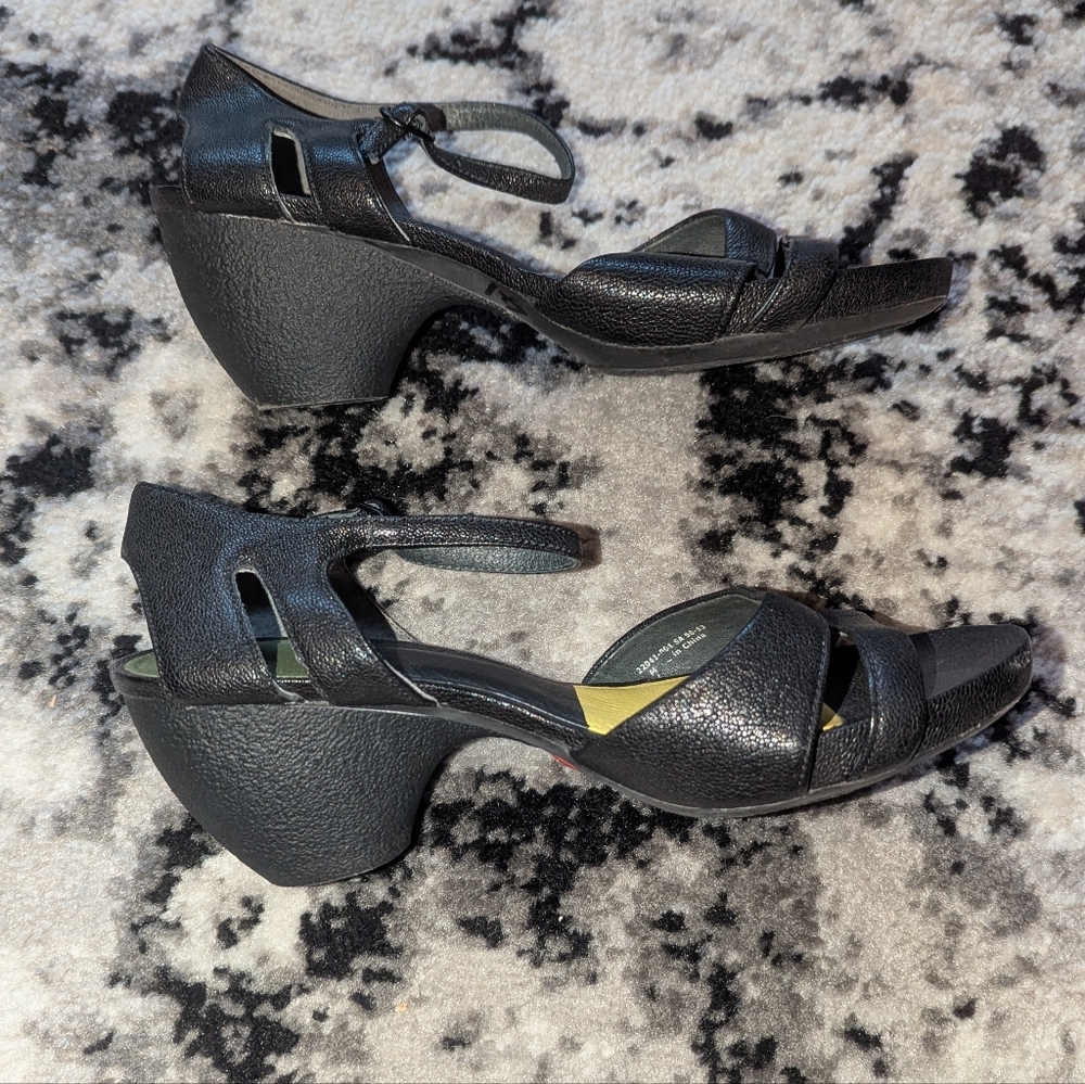 Camper Black Sandals with Green Insole - Picture 7 of 9
